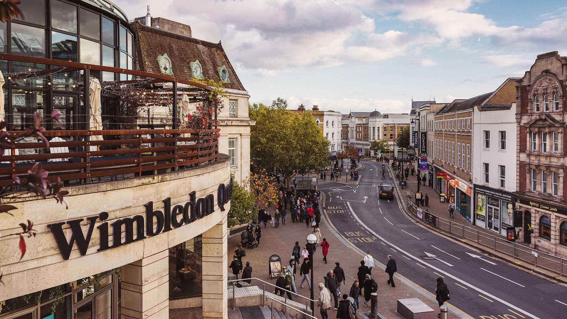 Wimbledon Residence, town centre